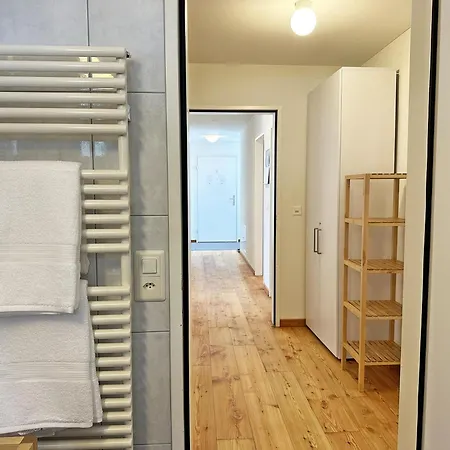 Апартаменти Echtholz, 110m2, Sport, Erholung, Mit Garage - Su48 *