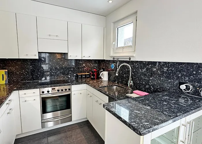 Апартаменты Echtholz, 110m2, Sport, Erholung, Mit Garage - Su48 *