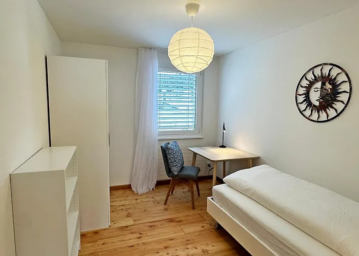 Echtholz, 110m2, Sport, Erholung, Mit Garage - Su48